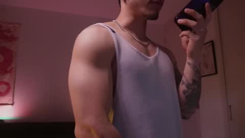 insta damn8   --------  online show from December 12, 12:16 am