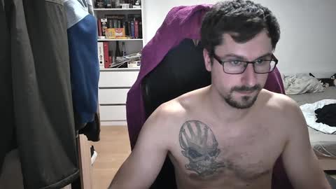 King Dan online show from February 5, 6:26 pm