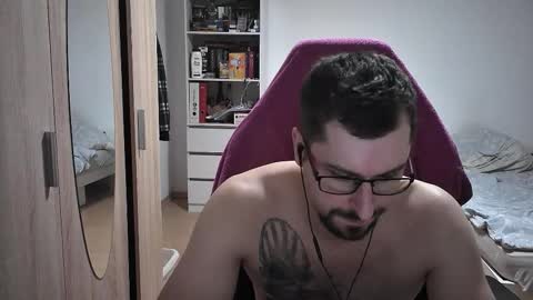 King Dan online show from October 25, 7:48 pm