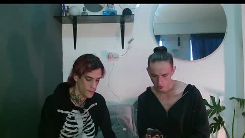 Dan and Noah online show from January 17, 9:10 pm