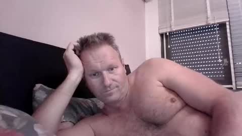 daniel0805 online show from November 12, 11:27 am