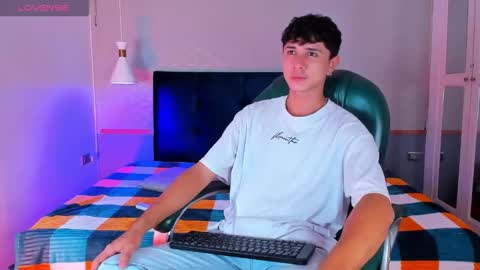 Daniel online show from February 9, 3:43 am