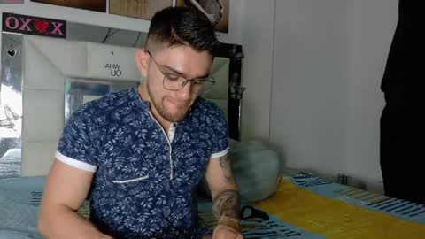 Snapshot of daniel_ova chatting on February 19, 11:17 am Sexy Dani online show from February 19, 11:17 am