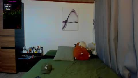 Dani  online show from June 13, 7:01 pm