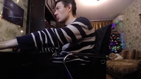 Snapshot of danielgraysoon chatting on January 7, 1:43 pm Daniel Grayson online show from January 7, 1:43 pm