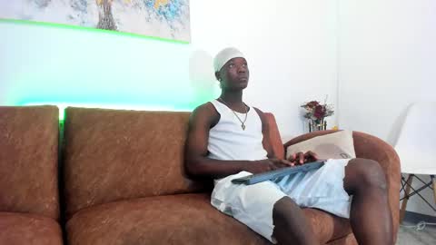 daniell_ferrari online show from January 24, 9:47 pm