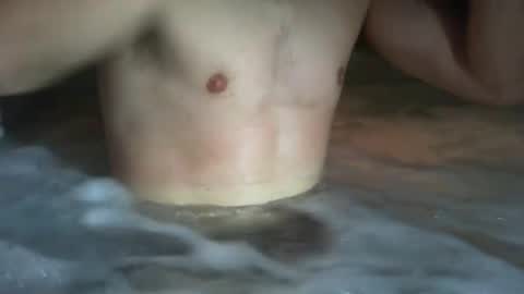 dankz4two0 online show from May 3, 5:43 am