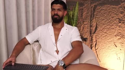 Dann saenz online show from April 2, 7:22 pm