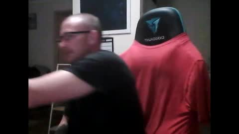 dannozdirekt online show from November 3, 1:46 pm