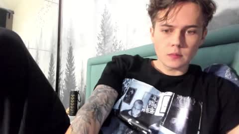 danny online show from December 25, 12:37 pm