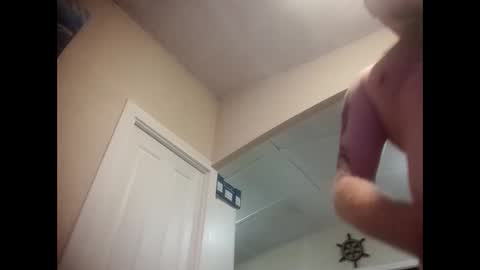 Snapshot of dannyboyyoursextoy chatting on February 6, 8:13 pm dannyboyyoursextoy online show from February 6, 8:13 pm