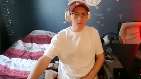 Daniel online show from December 17, 5:52 pm