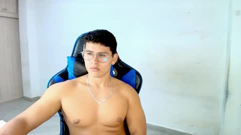 Dantraxx online show from February 1, 8:51 pm