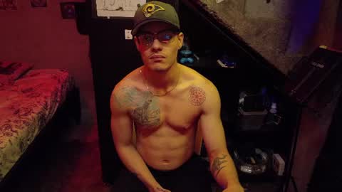 dany_kyng online show from June 25, 5:12 am