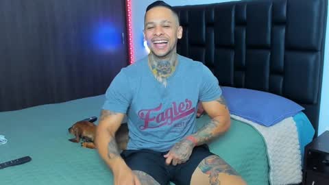 danyfitguy_ online show from January 28, 12:26 am