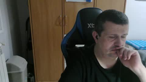 danysanchez1981 online show from February 15, 9:34 pm