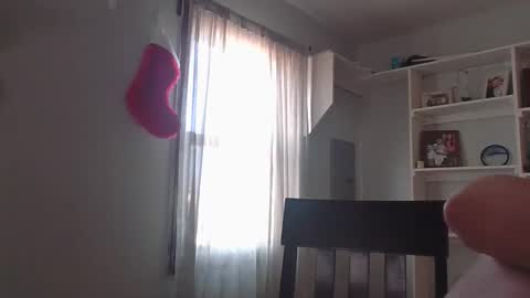 daoneuwant96 online show from February 13, 7:08 pm