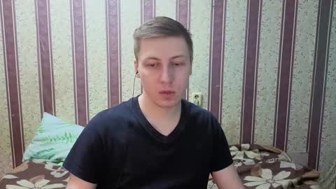 darienlarge online show from February 8, 1:55 am