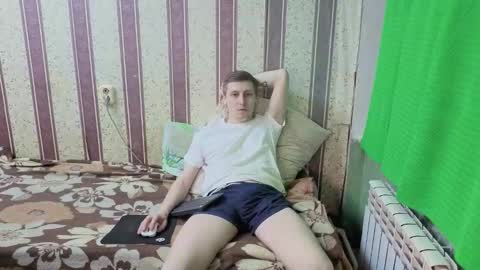 darienlarge online show from February 28, 3:33 pm