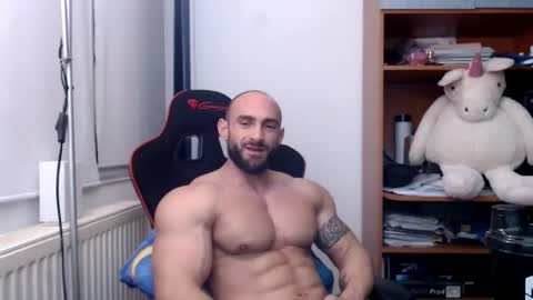 Dario online show from December 4, 9:35 pm