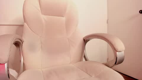 dark_sun333 online show from November 7, 1:20 am