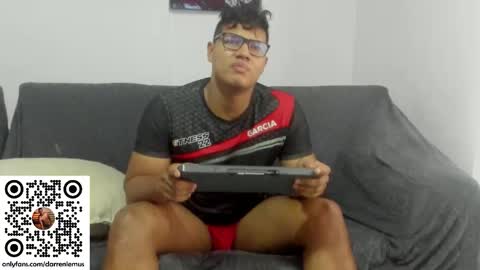 Darren lemus online show from November 20, 8:29 pm