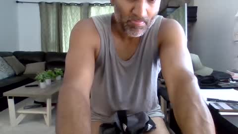 darryl43321 online show from September 9, 9:35 pm