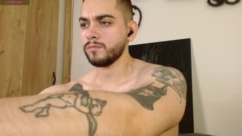 Twitter davidsanctum online show from April 7, 6:24 am