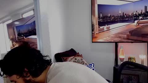 Hey im David that loves to explore and speak their fantasies. Very open talktative and nice. Feel free to chat with me online show from January 16, 12:09 pm