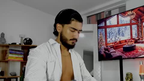 Hey im David that loves to explore and speak their fantasies. Very open talktative and nice. Feel free to chat with me online show from December 14, 11:29 am