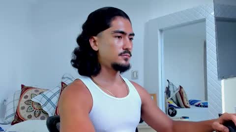 Hey im David that loves to explore and speak their fantasies. Very open talktative and nice. Feel free to chat with me online show from September 10, 1:54 pm