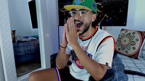 Hey im David that loves to explore and speak their fantasies. Very open talktative and nice. Feel free to chat with me online show from March 12, 2:41 am