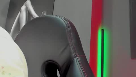 David Jons online show from November 3, 11:39 pm