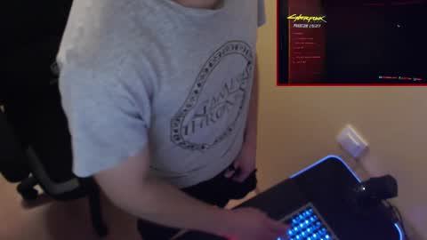 davidoventt online show from February 26, 5:28 pm