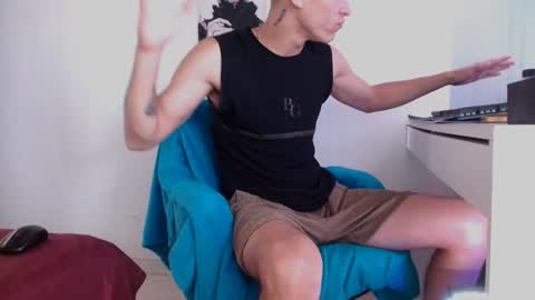 davidsalazar33 online show from February 4, 6:38 pm