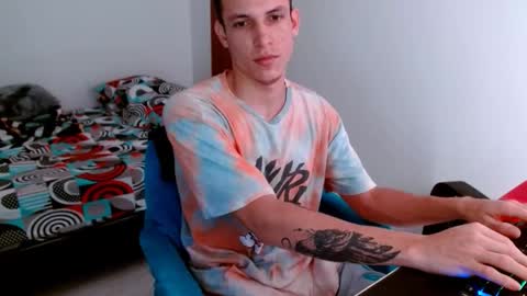 davidsalazar33 online show from September 25, 2:43 am