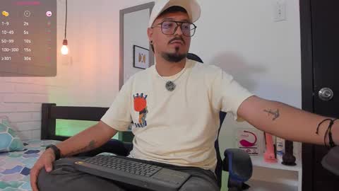 David Evans online show from October 11, 9:02 am