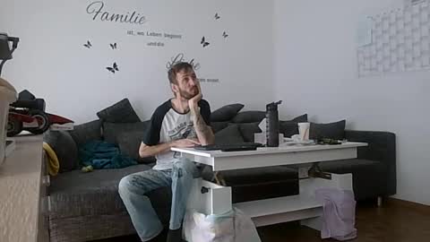 robert online show from March 29, 12:16 pm