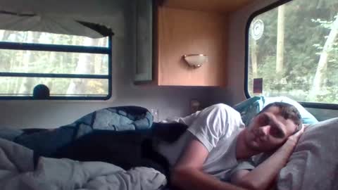 deafguyproud69 online show from October 16, 11:24 pm