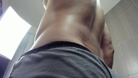 Snapshot of deanlek chatting on December 9, 7:57 pm Dean online show from December 9, 7:57 pm