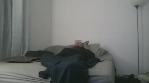 decoyx5o5 online show from January 6, 7:45 am