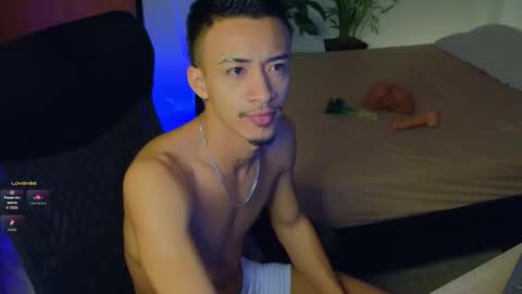 Snapshot of deen_salvatore chatting on January 27, 3:04 am deen_salvatore online show from January 27, 3:04 am