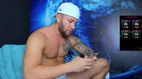 Snapshot of delessandro_world chatting on September 19, 2:34 am Delessandro online show from September 19, 2:34 am