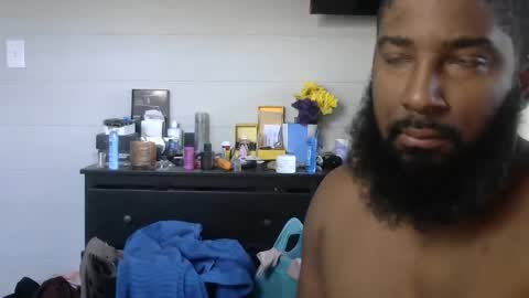 Snapshot of delta7012 chatting on January 17, 3:11 pm delta7012 online show from January 17, 3:11 pm