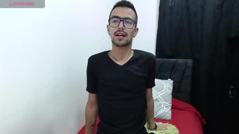 demian_val_4 online show from February 2, 11:29 am