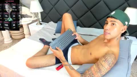 Denis Carpenter online show from December 2, 9:18 pm