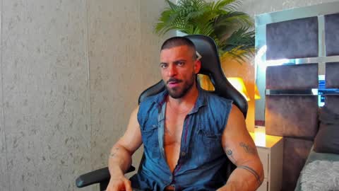 dennis_cox_ online show from December 24, 10:55 am