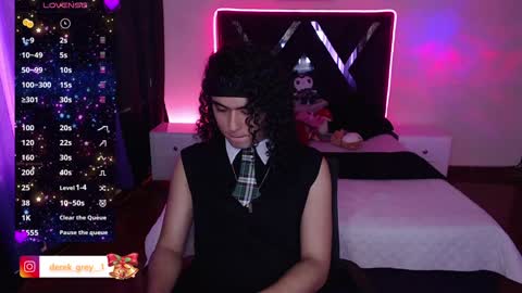 derek grey online show from February 3, 7:52 pm