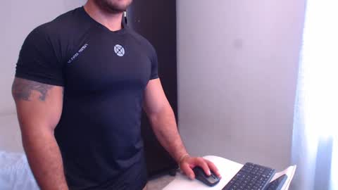 Derek online show from December 8, 2:30 pm