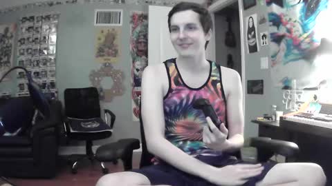 derekdings online show from February 5, 12:10 am